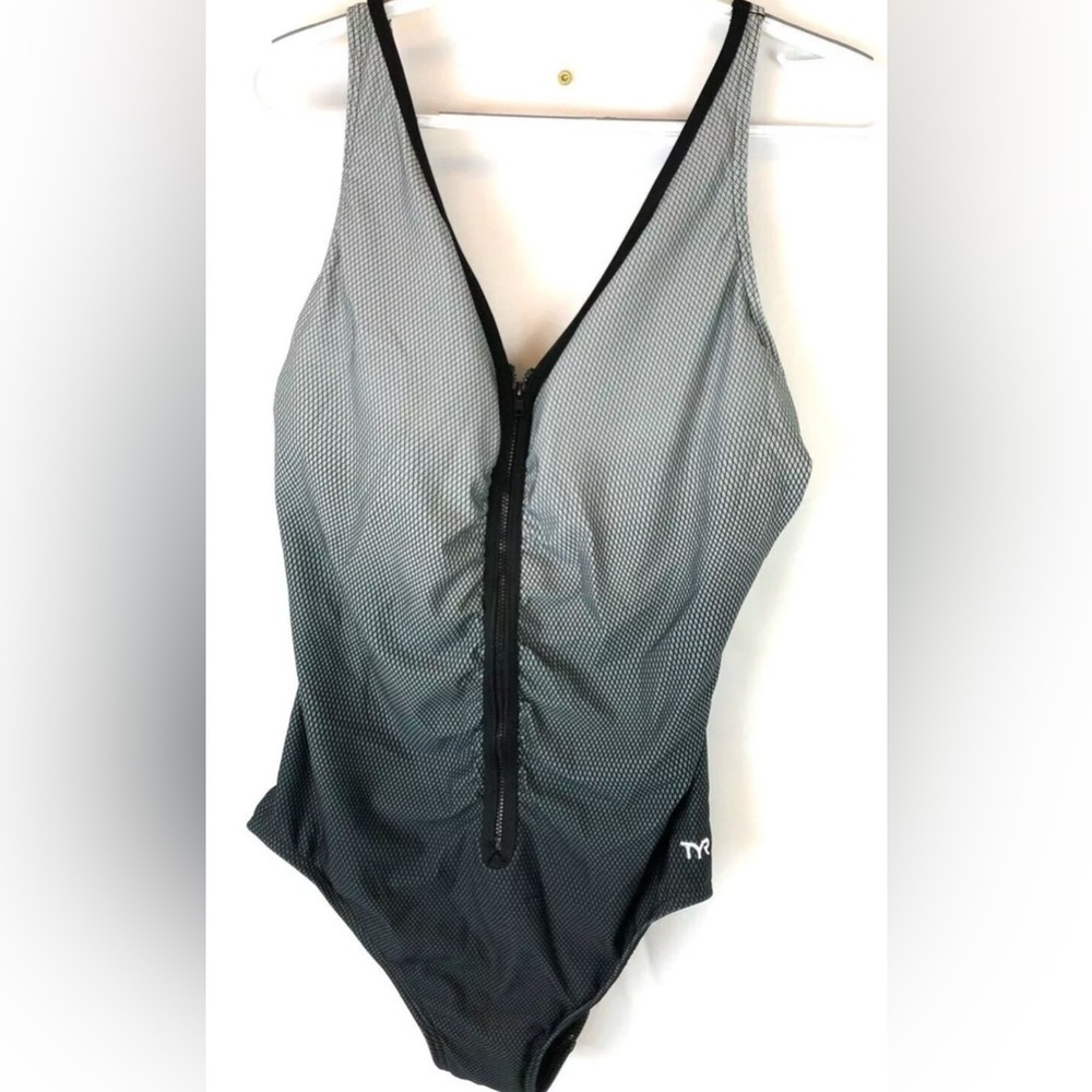 TYR Fishnet V Neck Zip Controlfit One Piece Swimsuit BLK/Grey, Womens Size 18